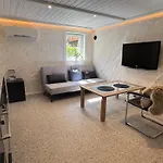 Pool & Sauna Retreat - Private Studio Apartment Porsgrunn Apartament