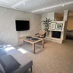 Apartament Pool & Sauna Retreat - Private Studio Apartment Porsgrunn