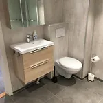 Pool & Sauna Retreat - Private 아파트 *