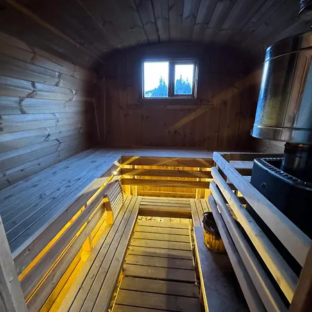 Pool & Sauna Retreat - Private *