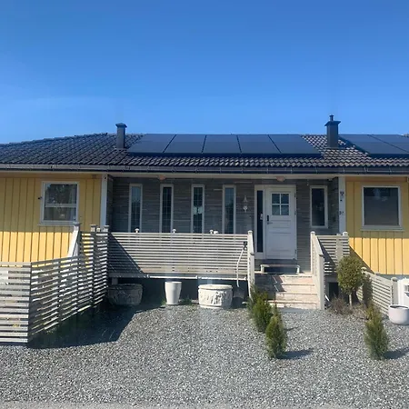 Pool & Sauna Retreat - Private Studio Apartment Porsgrunn * Porsgrunn