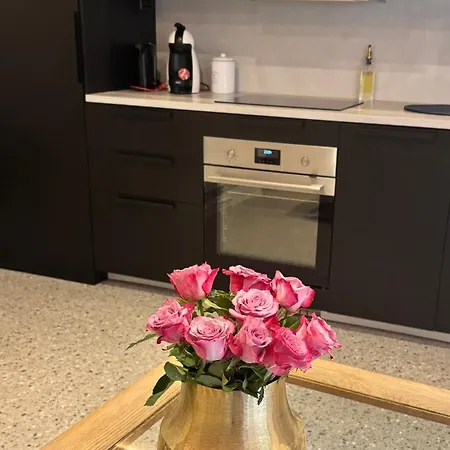 Pool & Sauna Retreat - Private *